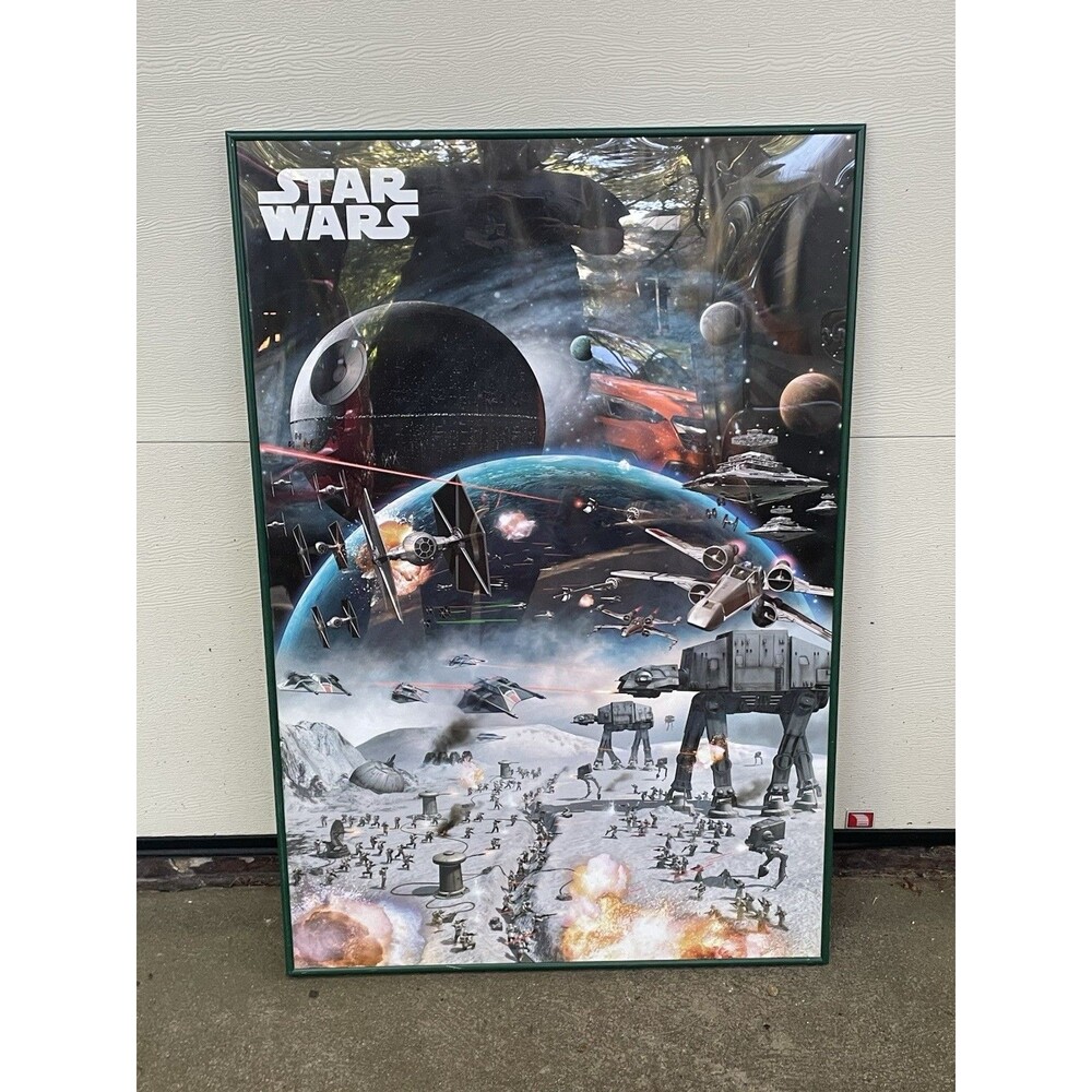 STAR WARS - MOVIE POSTER / PRINT (BATTLE COLLAGE) (SIZE: 24" X 36") No Frame